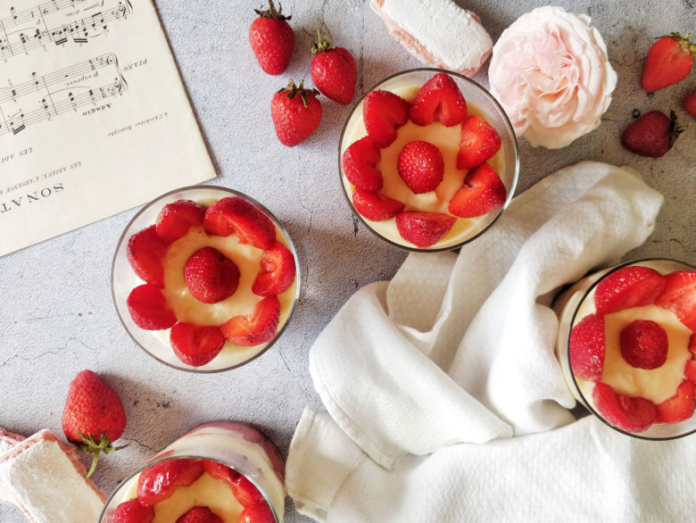Tiramisu rose aux fraises
