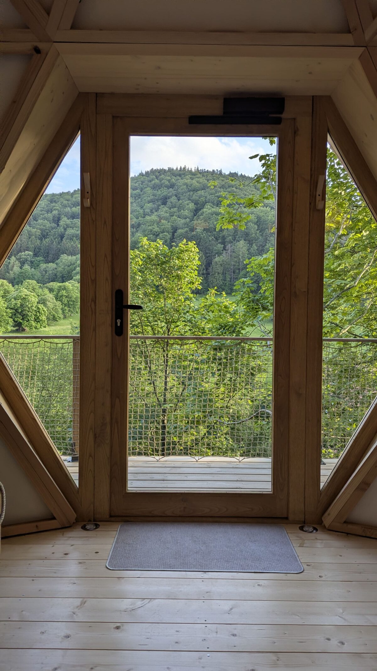 Les Cabanes du Nideck : logements insolites en Alsace