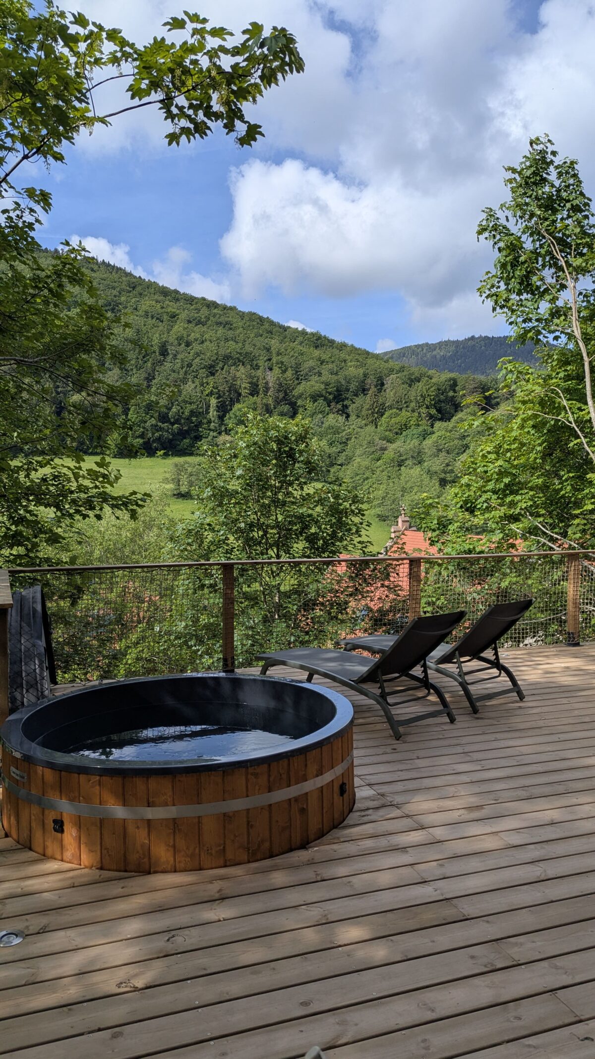 Les Cabanes du Nideck : logements insolites en Alsace