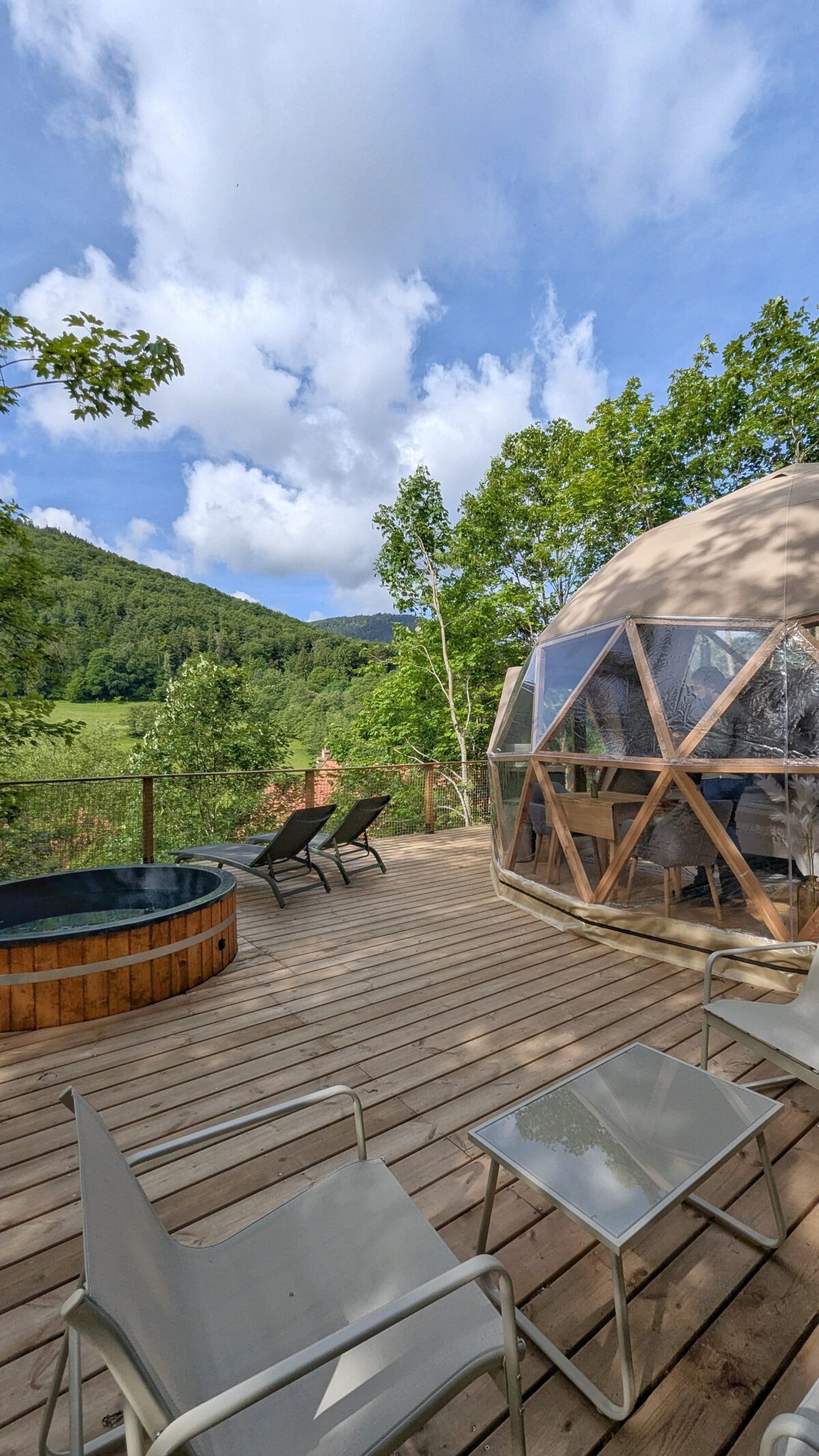 Les Cabanes du Nideck : logements insolites en Alsace